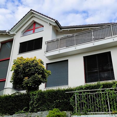 Haus Zur Lilie Hinwil Exterior foto