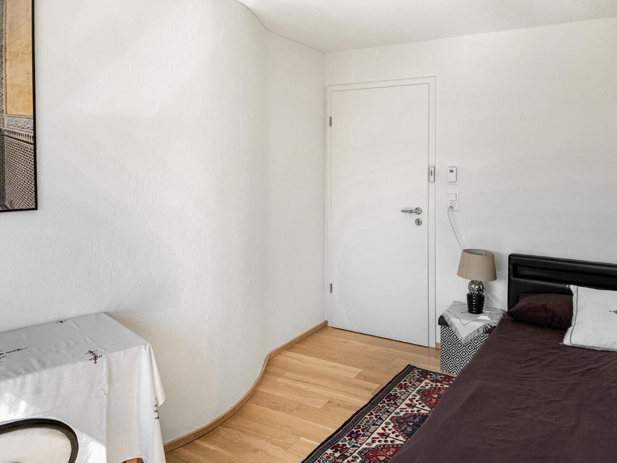 Haus Zur Lilie Hinwil Exterior foto